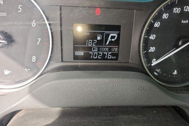 Used Buick GT 2018 15T Dual-Clutch Advanced Model China V Standard Odometer Close Up