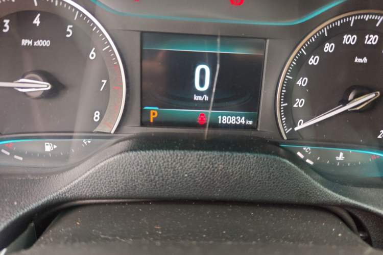 Used Buick GT 2018 18T Automatic Elite Model Odometer Close Up