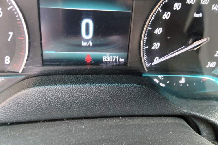 Used Buick GT 2018 15T Manual Elite Version China V Standard Odometer Close Up