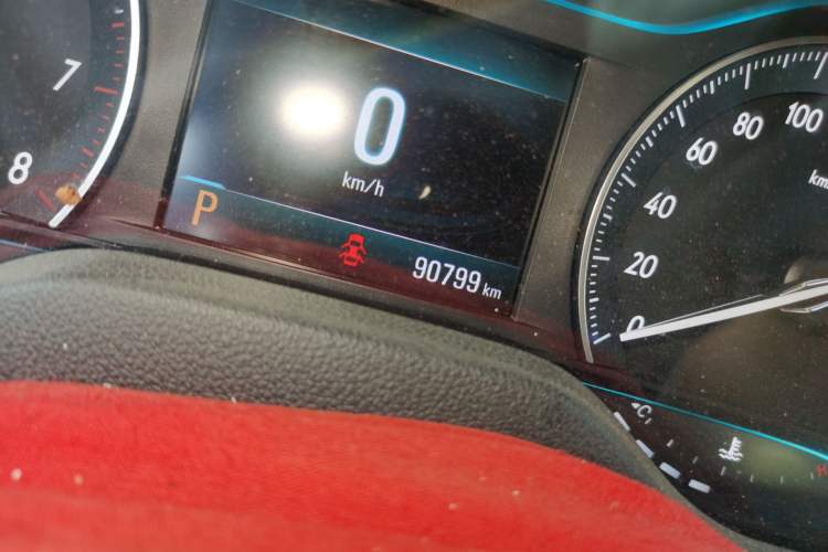 Used Buick GT 2018 18T Automatic Elite Model Odometer Close Up