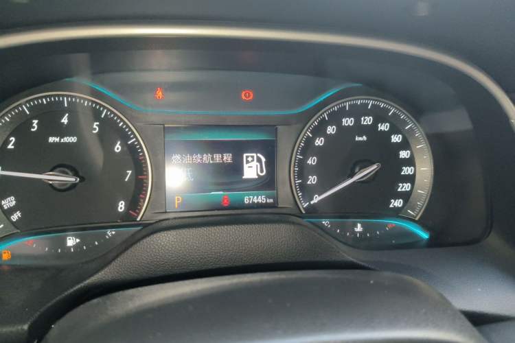 Used Buick GT 2018 18T Automatic Flagship Model Odometer Close Up
