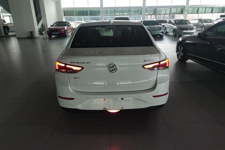 Used Buick GT 2018 15T Dual-Clutch Elite Model China V Standard Rear