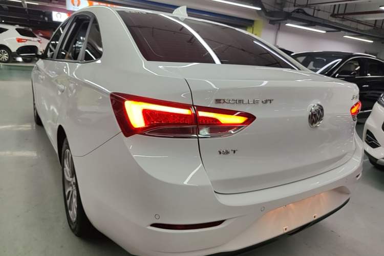 Used Buick GT 2018 18T Automatic Elite Model Rear Left 45 Deg