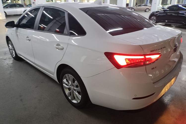 Used Buick GT 2018 15T Manual Elite Version China V Standard Rear Left 45 Deg