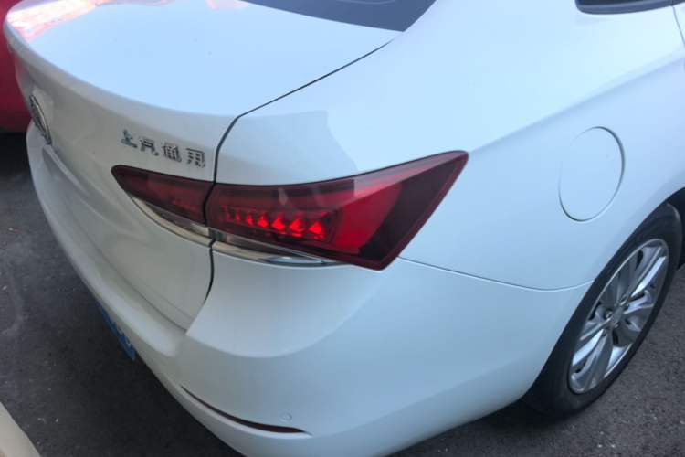 Used Buick GT 2018 15T Manual Elite Version China V Standard Rear Right 45 Deg