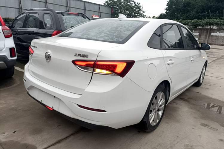 Used Buick GT 2018 15T Dual-Clutch Elite Model China V Standard Rear Right 45 Deg