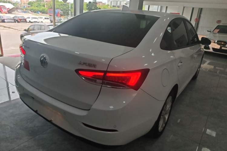 Used Buick GT 2018 15T Dual-Clutch Elite Model China V Standard Rear Right 45 Deg