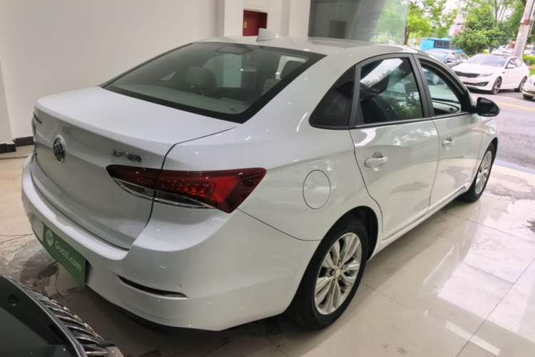 Used Buick GT 2018 15T Dual-Clutch Elite Model China V Standard Rear Right 45 Deg