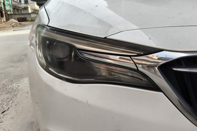 Used Buick GT 2018 18T Automatic Elite Model Right Front Headlight