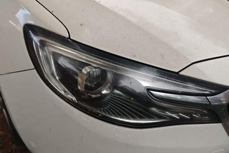 Used Buick GT 2018 15T Dual-Clutch Elite Model China V Standard Right Front Headlight