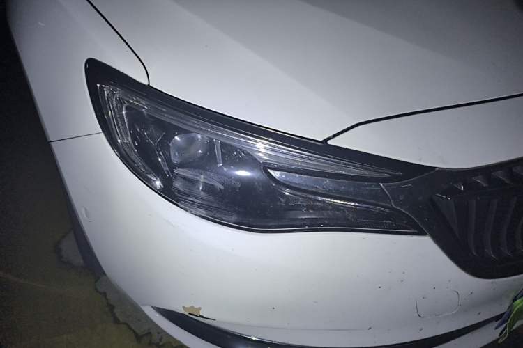 Used Buick GT 2018 18T Automatic Flagship Model Right Front Headlight