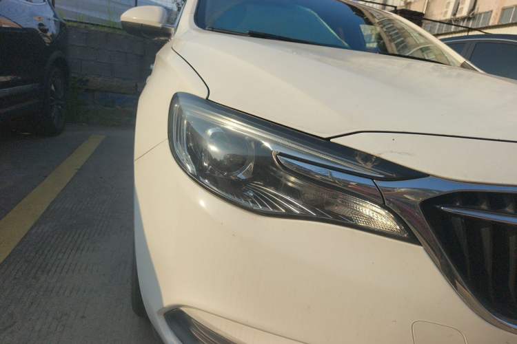 Used Buick GT 2018 15T Manual Elite Version China V Standard Right Front Headlight