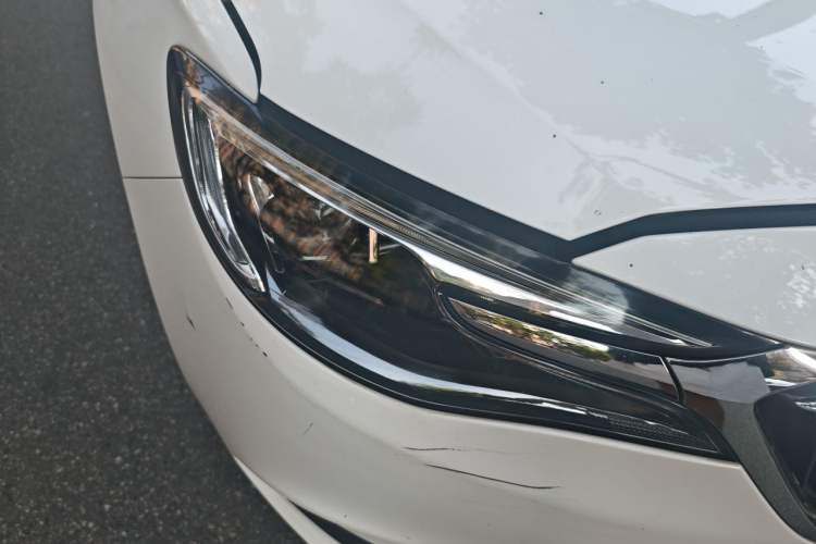 Used Buick GT 2018 18T Automatic Elite Model Right Front Headlight