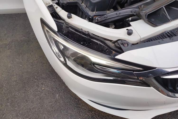 Used Buick GT 2018 18T Automatic Elite Model Right Front Headlight