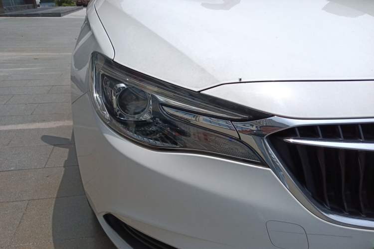 Used Buick GT 2018 15T Manual Elite Version China V Standard Right Front Headlight