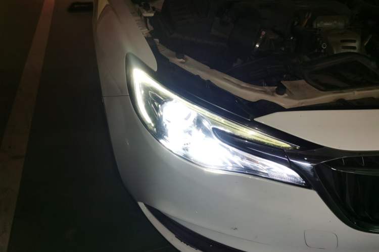 Used Buick GT 2018 15T Dual-Clutch Advanced Model China V Standard Right Front Headlight