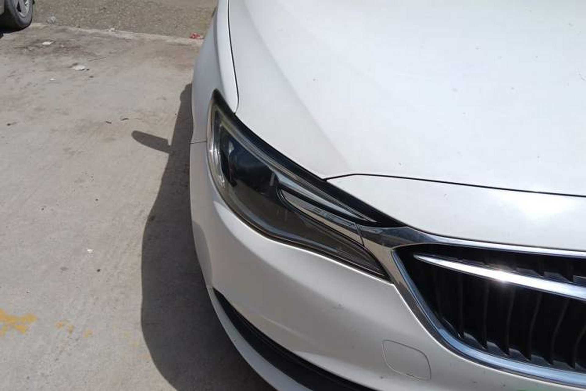 Used Buick GT 2018 18T Automatic Elite Model Right Front Headlight