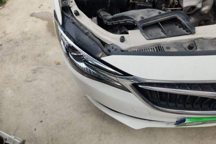 Used Buick GT 2018 15T Dual-Clutch Elite Model China V Standard Right Front Headlight