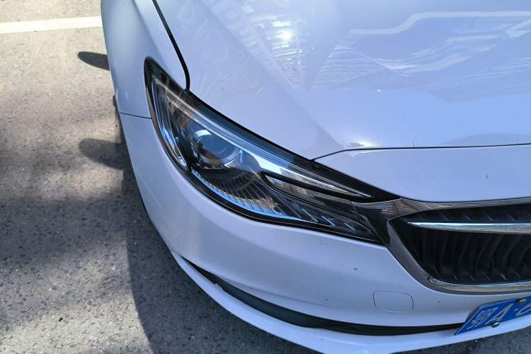 Used Buick GT 2018 15T Dual-Clutch Elite Model China V Standard Right Front Headlight