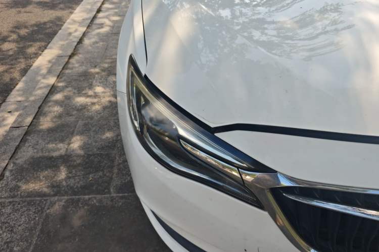 Used Buick GT 2018 18T Automatic Elite Model Right Front Headlight
