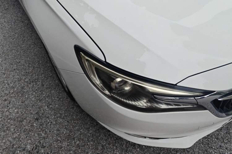 Used Buick GT 2018 15T Dual-Clutch Elite Model China V Standard Right Front Headlight