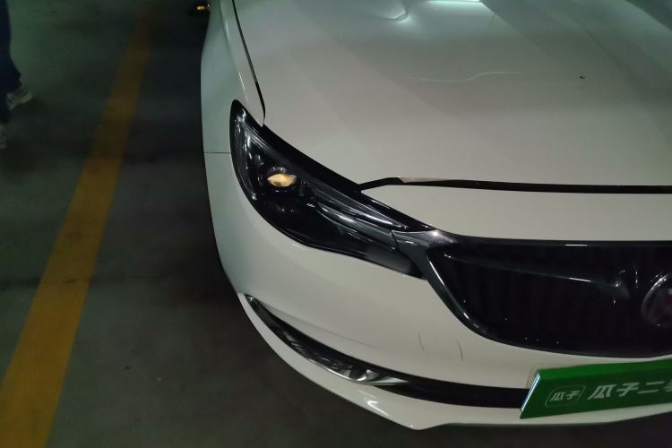 Used Buick GT 2018 18T Automatic Elite Model Right Front Headlight