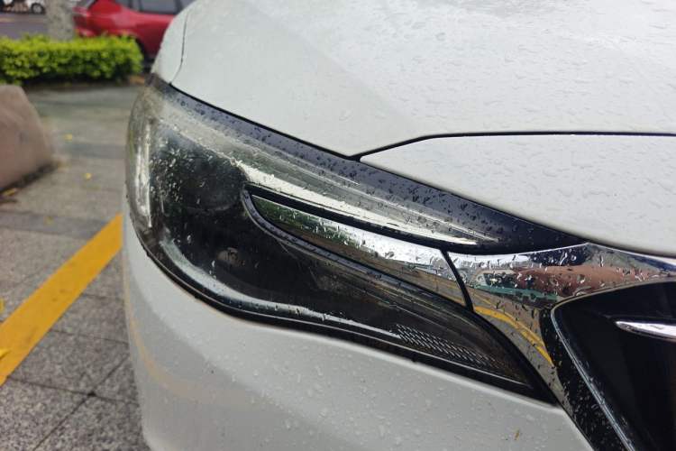 Used Buick GT 2018 18T Automatic Elite Model Right Front Headlight