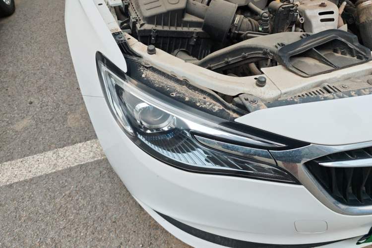 Used Buick GT 2018 15T Dual-Clutch Advanced Model China V Standard Right Front Headlight