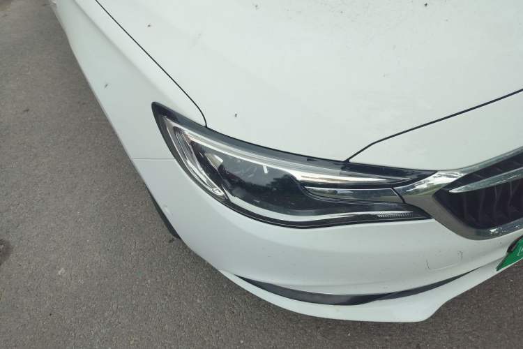 Used Buick GT 2018 18T Automatic Flagship Model Right Front Headlight