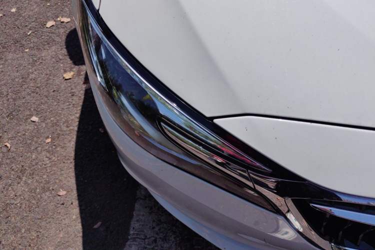Used Buick GT 2018 18T Automatic Flagship Model Right Front Headlight