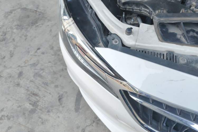 Used Buick GT 2018 15T Dual-Clutch Advanced Model China V Standard Right Front Headlight