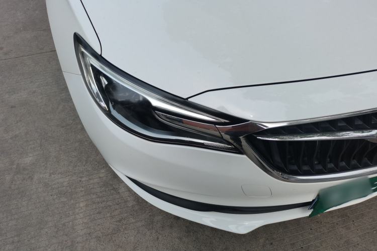 Used Buick GT 2018 18T Automatic Elite Model Right Front Headlight