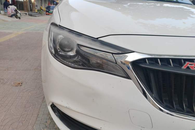 Used Buick GT 2018 15T Dual-Clutch Elite Model China V Standard Right Front Headlight