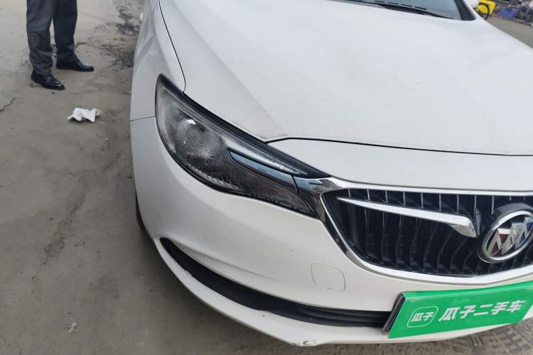 Used Buick GT 2018 15T Dual-Clutch Elite Model China V Standard Right Front Headlight