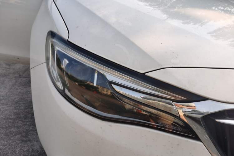Used Buick GT 2018 18T Automatic Elite Model Right Front Headlight