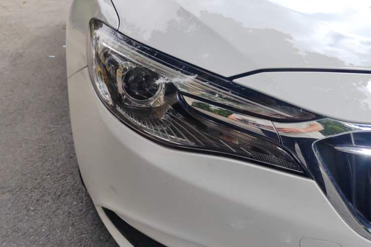 Used Buick GT 2018 15T Dual-Clutch Elite Model China V Standard Right Front Headlight