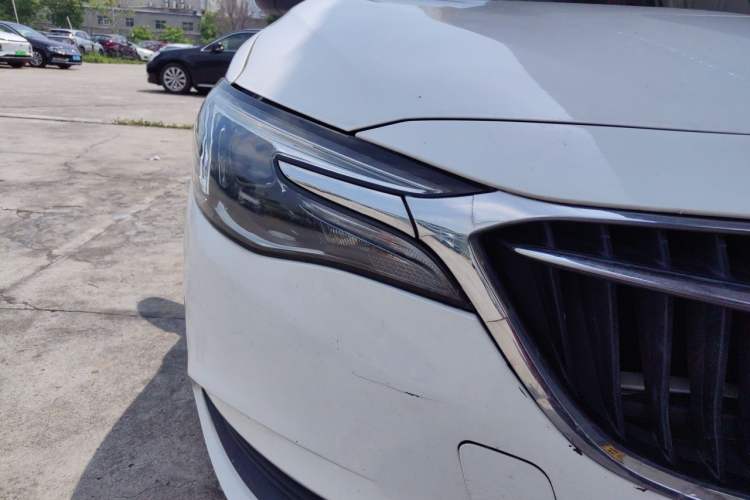 Used Buick GT 2018 18T Automatic Elite Model Right Front Headlight