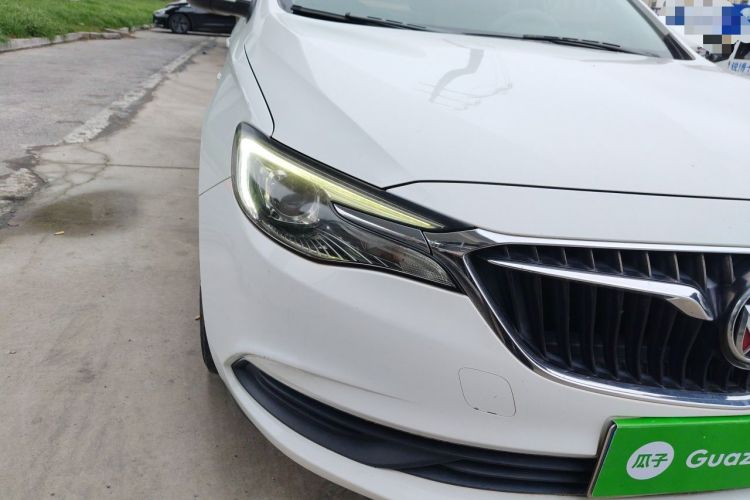 Used Buick GT 2018 15T Dual-Clutch Elite Model China V Standard Right Front Headlight