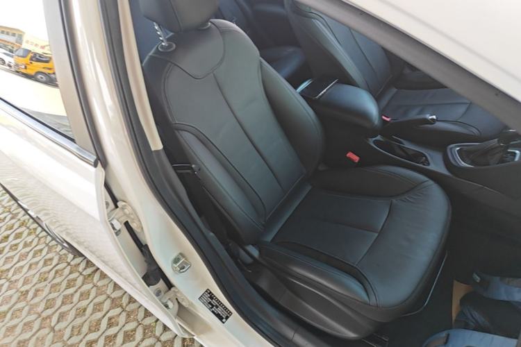 Used Buick GT 2018 18T Automatic Elite Model Right Front Seat