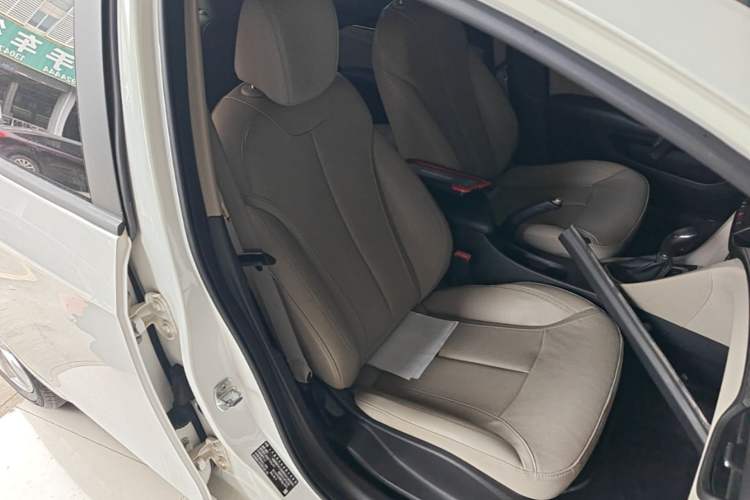 Used Buick GT 2018 15T Dual-Clutch Elite Model China V Standard Right Front Seat