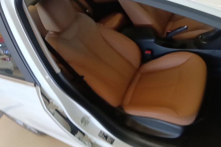 Used Buick GT 2018 18T Automatic Flagship Model Right Front Seat