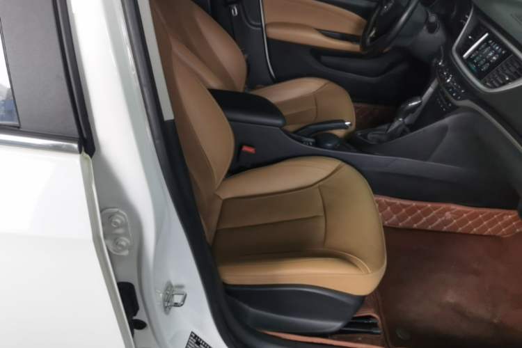 Used Buick GT 2018 18T Automatic Flagship Model Right Front Seat