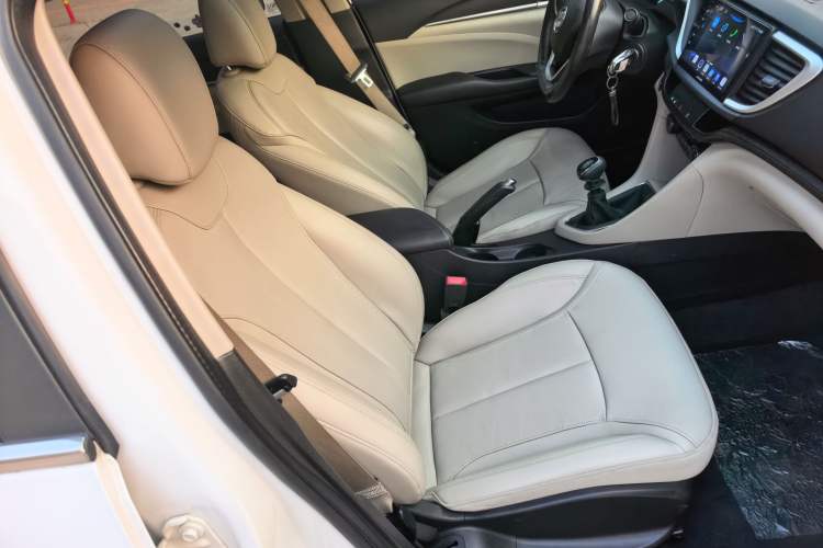 Used Buick GT 2018 15T Manual Elite Version China V Standard Right Front Seat