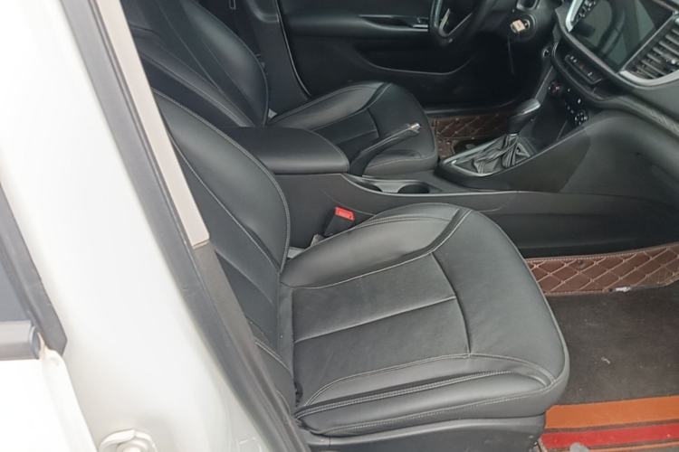 Used Buick GT 2018 18T Automatic Elite Model Right Front Seat