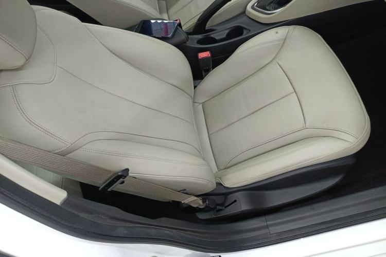 Used Buick GT 2018 15T Dual-Clutch Elite Model China V Standard Right Front Seat
