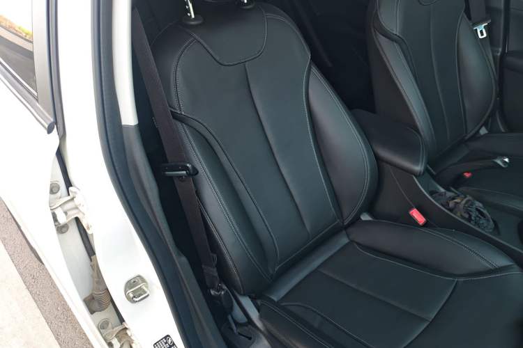 Used Buick GT 2018 18T Automatic Elite Model Right Front Seat