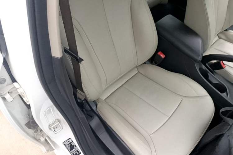 Used Buick GT 2018 15T Dual-Clutch Elite Model China V Standard Right Front Seat