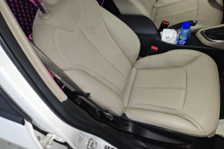 Used Buick GT 2018 15T Dual-Clutch Elite Model China V Standard Right Front Seat