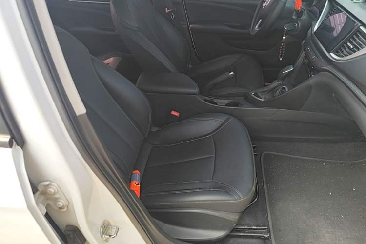 Used Buick GT 2018 18T Automatic Elite Model Right Front Seat