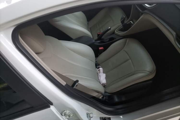 Used Buick GT 2018 15T Dual-Clutch Elite Model China V Standard Right Front Seat